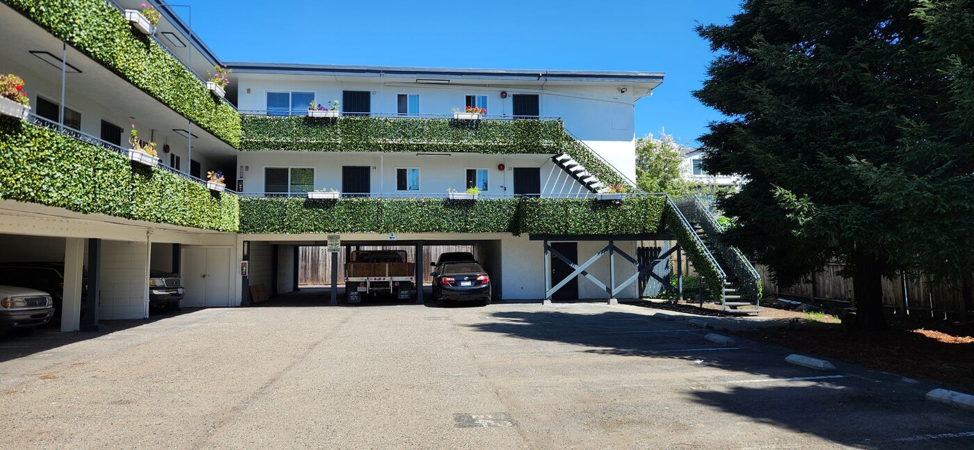 Zelma Apartments in San Leandro, CA - Foto de edificio