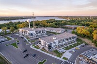 Carrick Apartments and Townhomes in Tonka Bay, MN - Building Photo - Building Photo