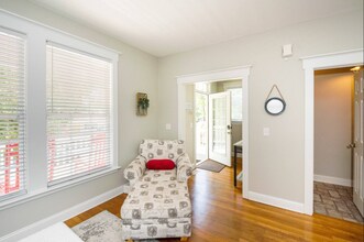 206 NE 60th St in Oak Island, NC - Building Photo - Building Photo