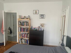 4 Berwick Rd, Unit #1 in Medford, MA - Building Photo - Building Photo