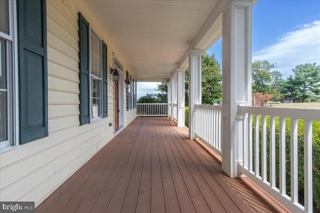 5510 Porterstown Rd in Keedysville, MD - Building Photo - Building Photo