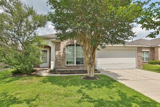 24918 Oconee Dr in Tomball, TX - Building Photo - Building Photo