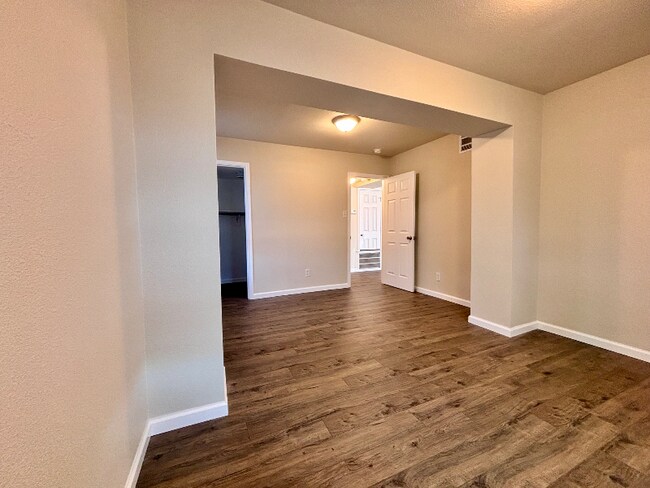 3725 Avenue N in Fort Worth, TX - Foto de edificio - Building Photo