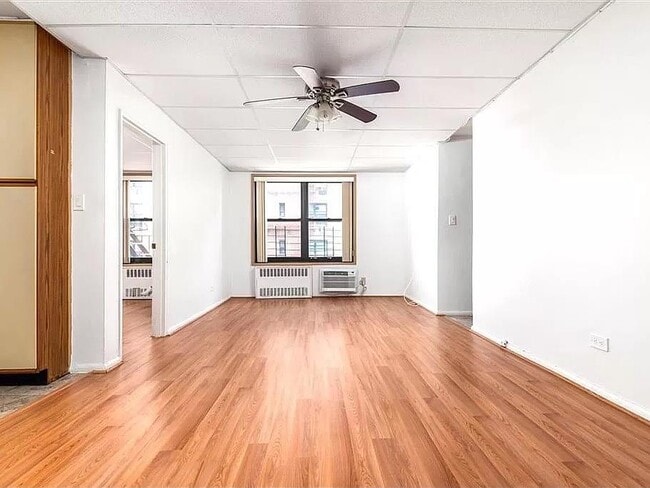 877 Bay Ridge Ave in Brooklyn, NY - Building Photo - Building Photo