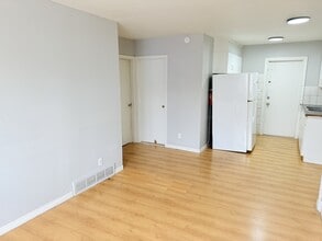 506 Aylmer Ave in Windsor, ON - Foto de edificio - Building Photo