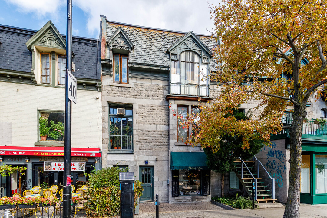 3837 Saint-Denis Rue in Montréal, QC - Building Photo