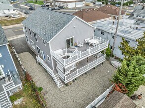 111 7th Ave in Seaside Park, NJ - Foto de edificio - Building Photo