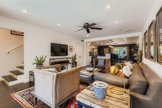 505 W 7th St in Austin, TX - Foto de edificio - Building Photo