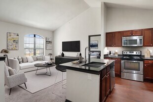 Cortland Lakemont in Richmond, TX - Building Photo