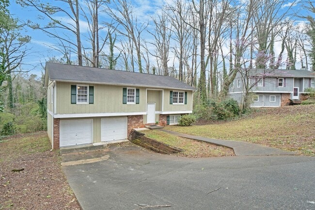 1375 Red Cedar Trail in Stone Mountain, GA - Building Photo - Building Photo