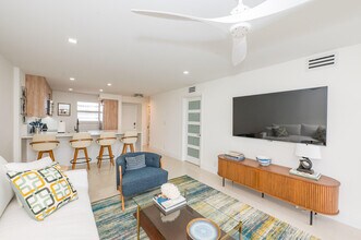 1391 S Ocean Blvd in Pompano Beach, FL - Building Photo - Building Photo