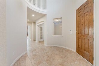 1126 Mossy Rock Dr in Keller, TX - Foto de edificio - Building Photo