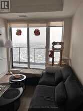 18 Water Walk Dr in Markham, ON - Building Photo - Building Photo