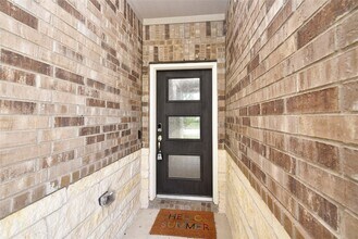 1214 Oak Barrel Run in Richmond, TX - Building Photo - Building Photo