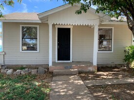 611 S Alabama St in Amarillo, TX - Building Photo