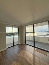 6820 Indian Creek Dr in Miami, FL - Foto de edificio - Building Photo