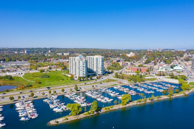 Grand Harbour Condos in Barrie, ON - Building Photo - Building Photo