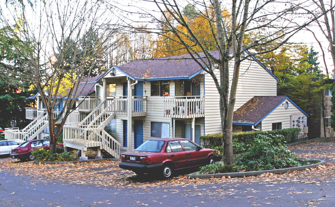 18209 96th Ave NE in Bothell, WA - Foto de edificio