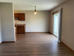 1968 Peach Dr NE in Sauk Rapids, MN - Building Photo - Building Photo