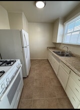 1121 26th St, Unit 1 in Santa Monica, CA - Foto de edificio - Building Photo