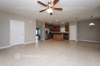 1530 Corbett Ln in West Melbourne, FL - Foto de edificio - Building Photo