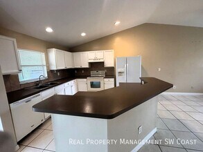 125 John Ave S in Lehigh Acres, FL - Building Photo - Building Photo