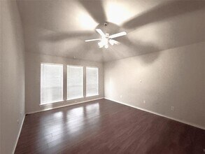 8832 Fayetteville Dr in Fort Worth, TX - Building Photo - Building Photo