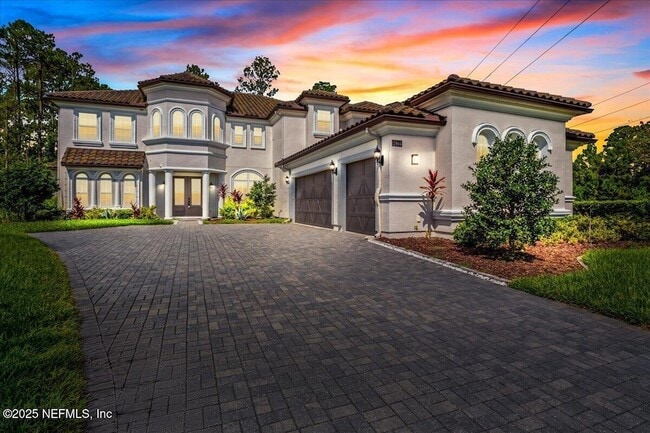 2904 Marmaris Dr