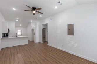3626 Marshall St in Greenville, TX - Building Photo - Building Photo