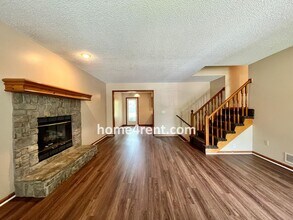 13844 S Constance Ct in Olathe, KS - Building Photo - Building Photo