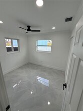 841 W 50th St in Hialeah, FL - Building Photo - Building Photo