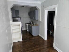 4749 N Monticello Ave-Unit -1B in Chicago, IL - Building Photo - Building Photo