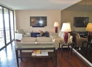 5729 PUERTA DEL SOL Blvd in St. Petersburg, FL - Building Photo - Building Photo