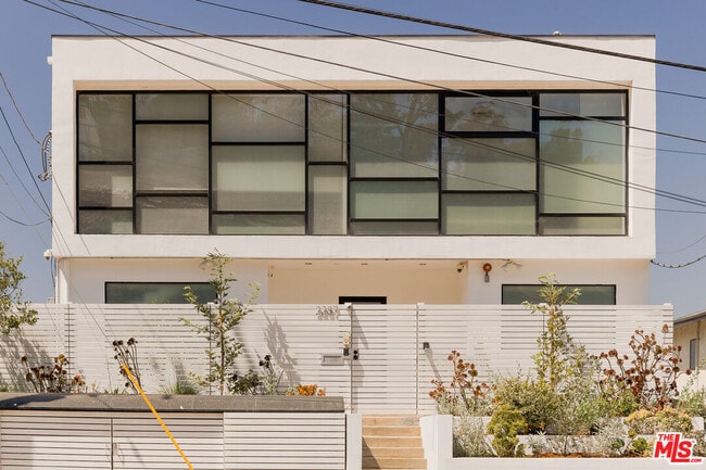 property at 2287 Glendale Blvd