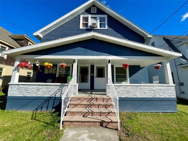 417 Adams Ave in Endicott, NY - Building Photo - Building Photo