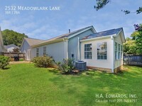 2532 Meadowlark Ln photo'