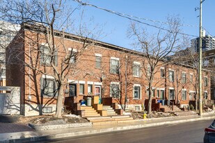457 Slater St in Ottawa, ON - Building Photo