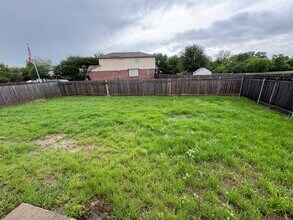 813 Middle Brook Dr in Leander, TX - Building Photo - Building Photo