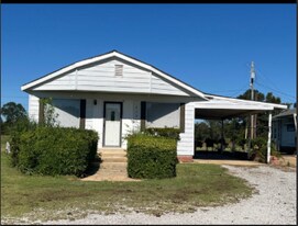 6350 Noah Curtis St in Shannon, MS - Building Photo