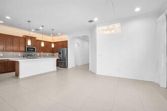 1291 SW 113th Way in Pembroke Pines, FL - Building Photo - Building Photo