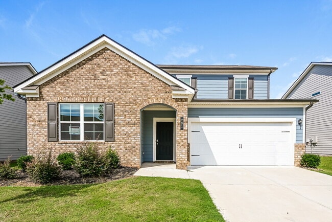 property at 291 Hamilton Pointe Dr