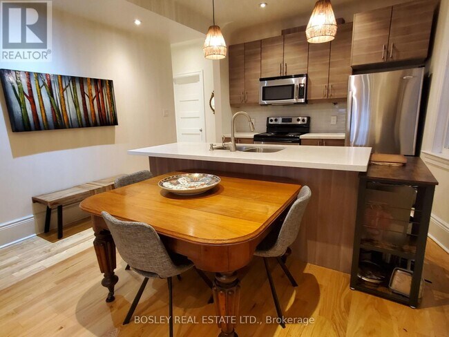 597 Carlaw Ave in Toronto, ON - Building Photo - Building Photo