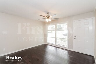 2296 Lakewood Dr NW in Kennesaw, GA - Building Photo - Building Photo