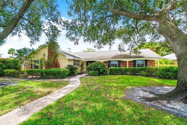 property at 222 Fairway W