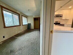 32 Forest St, Unit 32 in Watertown, MA - Building Photo - Building Photo