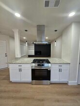 6400 Buena Vista Dr in Greenville, TX - Building Photo - Building Photo