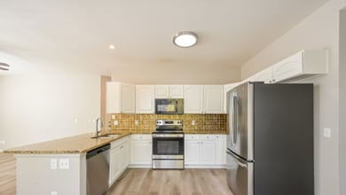 38849 E Belleview Pl in Aurora, CO - Building Photo - Building Photo