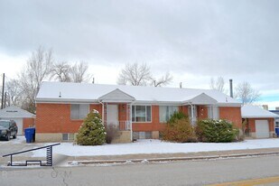 3725 Quincy Ave in Ogden, UT - Building Photo