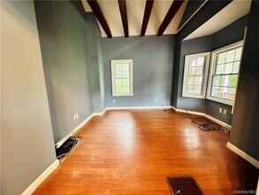 56 Glenwood Ave in Poughkeepsie, NY - Building Photo - Building Photo