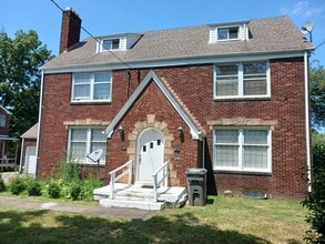 322 E Midlothian Blvd in Youngstown, OH - Building Photo - Building Photo
